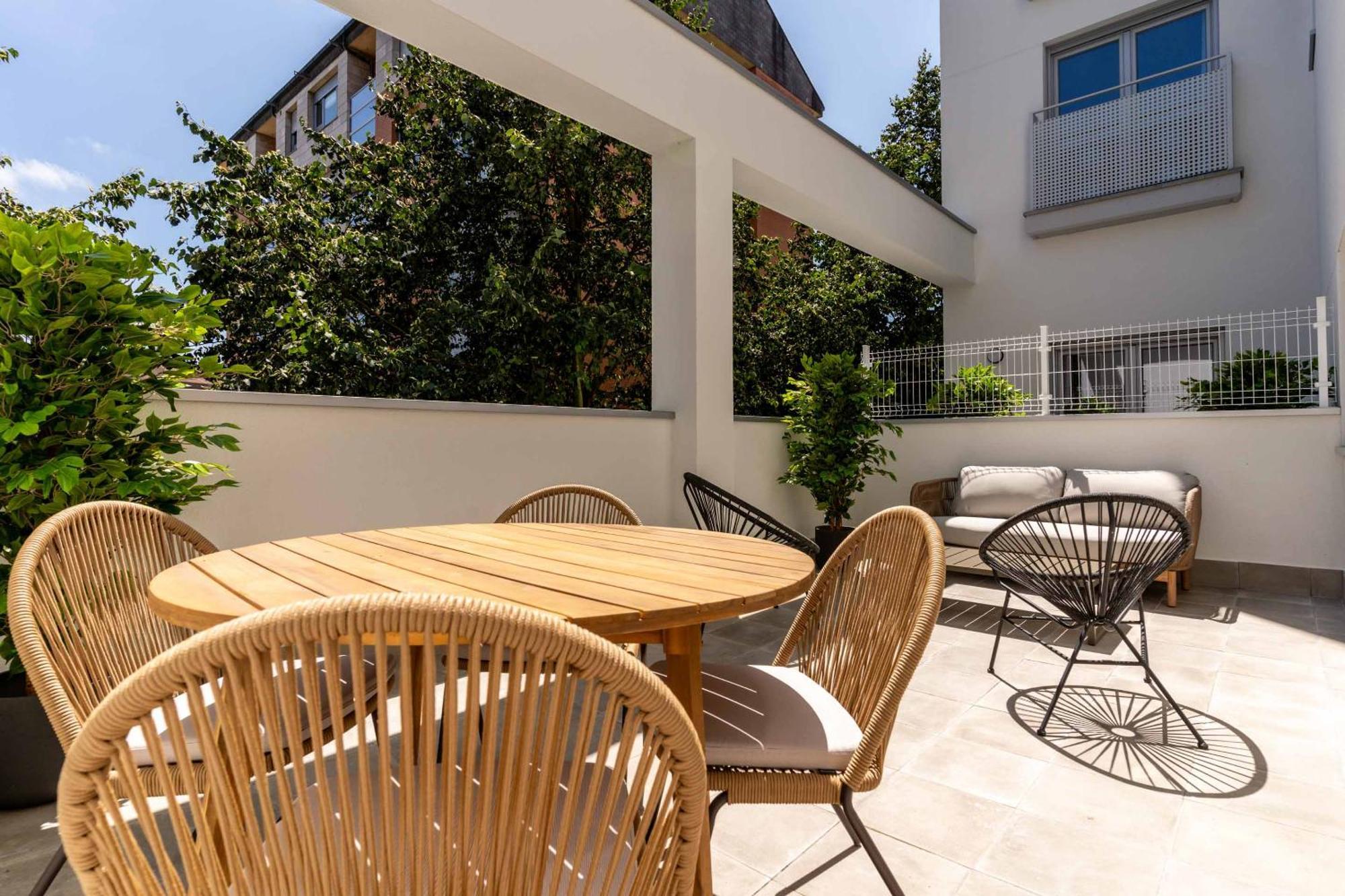 Limehome Oviedo Calle Postigo Bajo Esterno foto